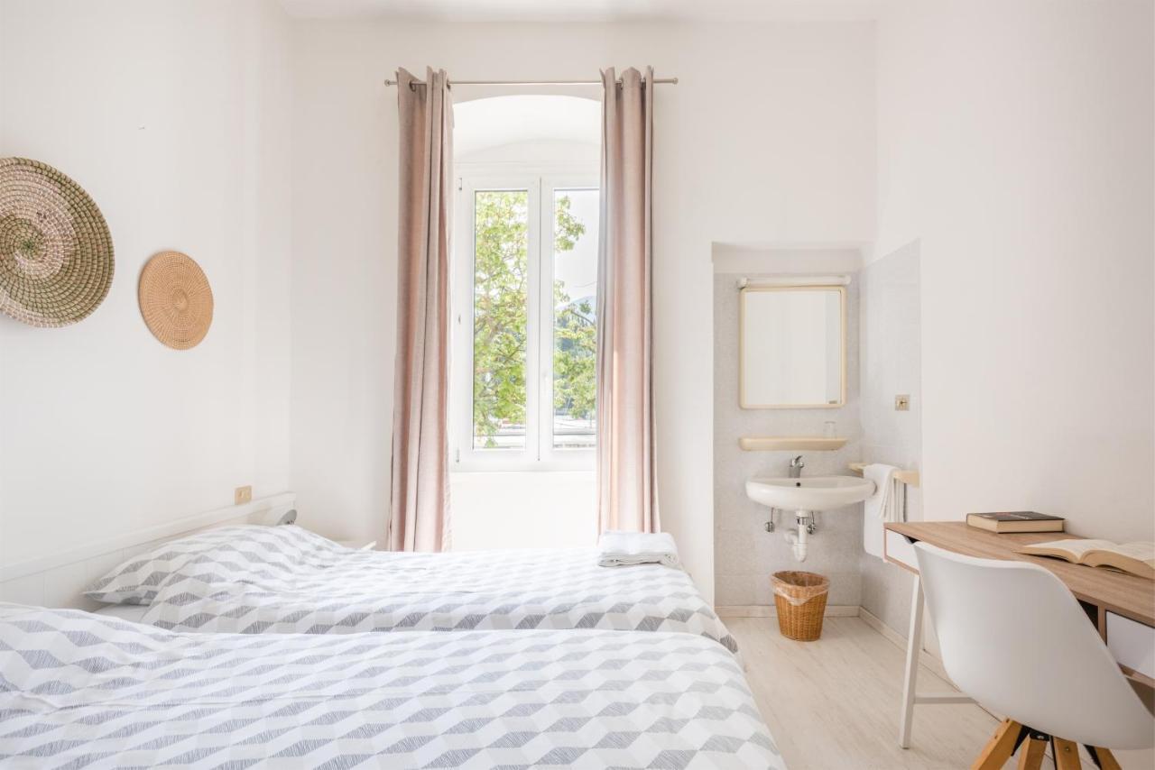 Al Lago Camping & Rooms Riva del Garda Exterior photo