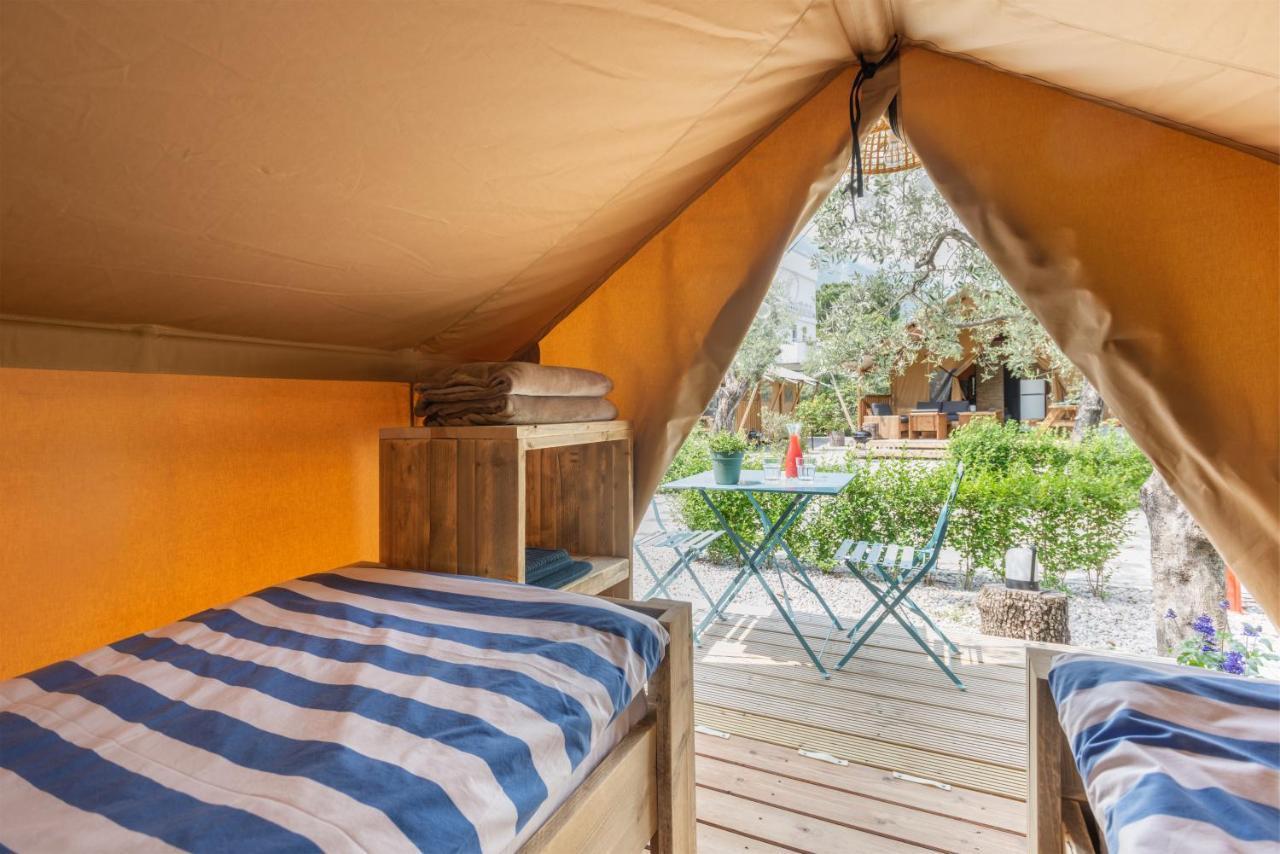 Al Lago Camping & Rooms Riva del Garda Exterior photo