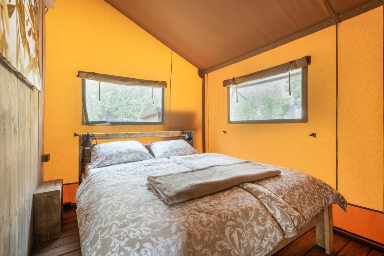 Al Lago Camping & Rooms Riva del Garda Exterior photo